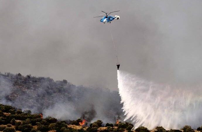 Εκτός ελέγχου η φωτιά στην Κύπρο