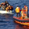 Ναυάγιο με  εκατοντάδες μετανάστες στην Κρήτη – Τρεις νεκροί και πάνω από 300 διασωθέντες