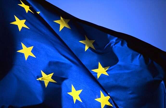 Die Welt : Το τελευταίο της χαρτί παίζει η Ευρώπη