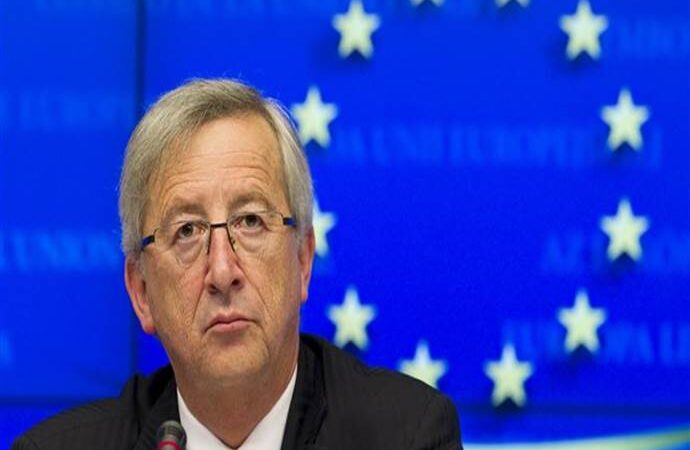Άμεση ενεργοποίηση του άρθρου 50 ζητά ο Γιούνκερ