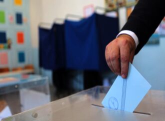 Κάπα Reasearch : 5,2 μονάδες μπροστά η ΝΔ – Στη Βουλή μπαίνει η Ζωή