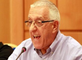 H σκληρή αντίδραση του Νικήτα Κακλαμάνη για την Αγιά Σοφιά