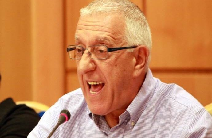 H σκληρή αντίδραση του Νικήτα Κακλαμάνη για την Αγιά Σοφιά