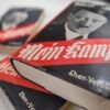Il Giornale: Με το βιβλίο του Χίτλερ βγήκε σήμερα η εφημερίδα του Μπερλουσκόνι
