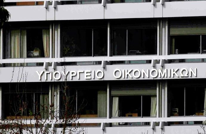 Διαψεύδει το υπουργείο Οικονομικών για τους τάφους των Βενιζέλων