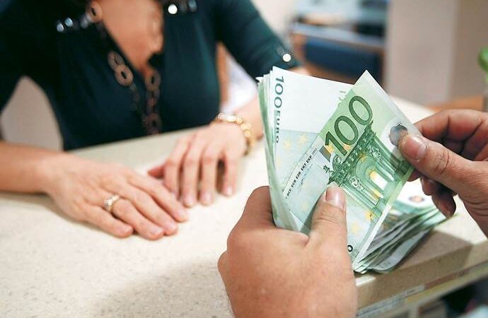 Αλλάζει η ημερομηνία πληρωμής των συντάξεων Δημοσίου