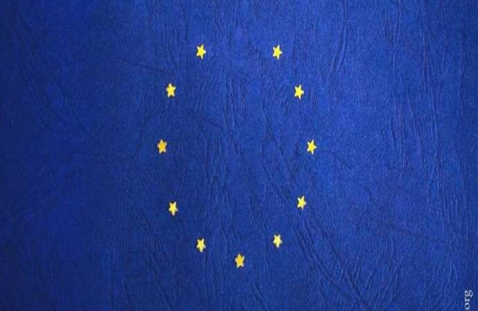 Το ευρωκοινοβούλιο αφαίρεσε ένα αστέρι από τη σημαία της ΕΕ