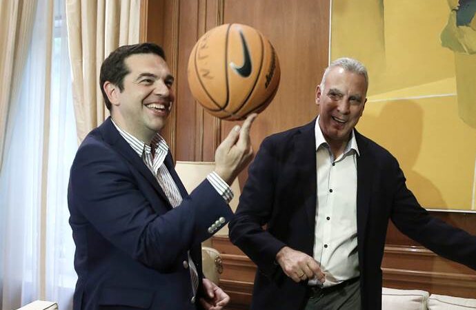 Με τον Νίκο Γκάλη συναντήθηκε ο Τσίπρας