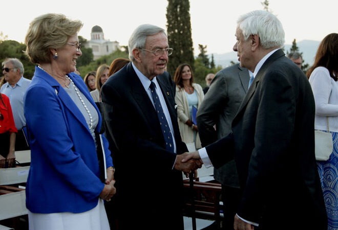 To τετ-α-τετ Παυλόπουλου με τον τέως βασιλιά