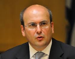Κ. Χατζηδάκης: Σε 24 δόσεις οι ρυθμίσεις για τις οφειλές προς τον ΕΦΚΑ, στη 10ετία η παραγραφή χρεών