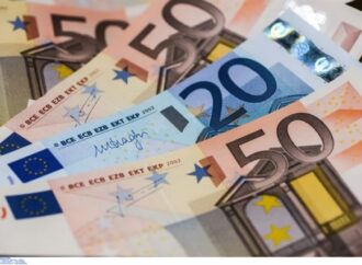 Επώδυνη γίνεται με τις νέες δηλώσεις για εκατομμύρια φορολογούμενους, η νέα εισφορά αλληλεγγύης.