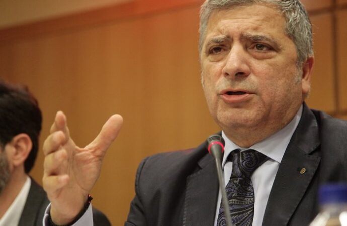 Μέτωπο αντίθεσης Πατούλη – ΚΕΔΕ – Δημάρχων όλης της χώρας στα σχέδια Π.Σκουρλέτη.