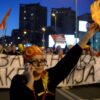 Διχασμένα τα Σκόπια βυθίζονται στον πολιτικό εμφύλιο… Γιατί βαθαίνει η κρίση