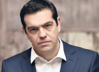 Χαρούμενος και αισιόδοξος ο Αλ. Τσίπρας, παρά τι νέες μεγάλες περικοπές : «Τα καλύτερα είναι μπροστά μας. Θα είμαστε Κυβέρνηση για άλλα έξη χρόνια, μέχει το 2023.»