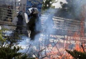 Εισαγγελέας και  Ένωση Αστυνομικών για τα βάρβαρα επεισόδια στον  αγώνα ΠΑΟΚ- ΑΕΚ  στο Βόλο. Τι καταλογίζουν σε Πολιτεία, παράγοντες