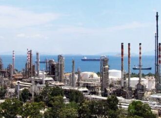 Ο πατριάρχης της ελληνικής επιχειρηματικότητας Βαρδής Βαρδινογιάννης πάντα ενωτικός προς  τους Έλληνες και γενναιόδωρος προς τους εργαζόμενους.