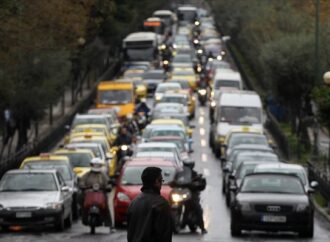 Υποχρεωτική χρήση συστημάτων υποβοήθησης οδηγού στα αυτοκίνητα ζητά το Ευρωκοινοβούλιο