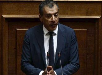 Στ. Θεοδωράκης: Η συμμετοχή Καμμένου στην κυβέρνηση προκαλεί απέχθεια