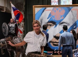 Έκθεση pop art, αφιερωμένη στον Βλαντίμιρ Πούτιν