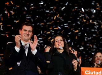 Καταλονία: Οι αυτονομιστές διατηρούν την απόλυτη πλειοψηφία – Βαρύ πλήγμα για τον Ραχόι