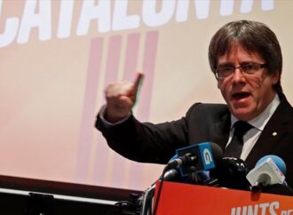 Ισπανία: Αποσύρθηκε το διεθνές ένταλμα σύλληψης του Πουτζντεμόν