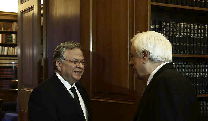 Συνάντηση του Πρ. Παυλόπουλου με τον πρόεδρο του «Χαμόγελου του Παιδιού»