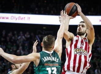 «Λύγισε» στο φινάλε ο Ολυμπιακός