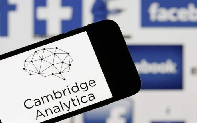 Τα προσωπικά δεδομένα 2,7 εκατ. χρηστών του Facebook έχουν καταλήξει στην Cambridge Analytica