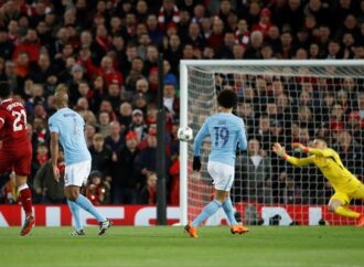 Εμφατική νίκη η Λίβερπουλ με 3-0 επί της Μάντσεστερ Σίτι