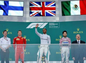 Νικητής ο Χάμιλτον στο «θρίλερ» του Μπακού