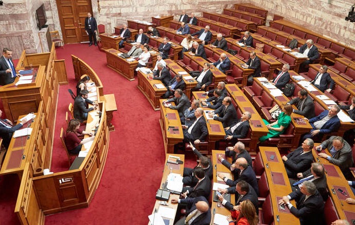 Ψηφίστηκε το νομοσχέδιο για τις λιγνιτικές μονάδες της ΔΕΗ