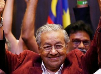 Ο γηραιότερος ηγέτης της Μαλαισίας θα είναι ο 92χρονος Μαχάτιρ Μοχάμαντ