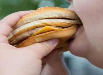 Υπέρβαρο το 42% των αγοριών και το 38% των κοριτσιών στην Ελλάδα