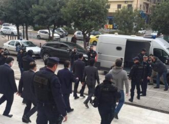 Φεύγουν από την Ελλάδα οι 8 Τούρκοι αξιωματικοί