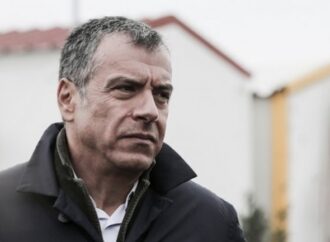Θεοδωράκης: Mιλάμε για συνεργασία στις επόμενες εκλογές – Η συμφωνία για την ΠΓΔΜ, μια αναγκαία συμφωνία