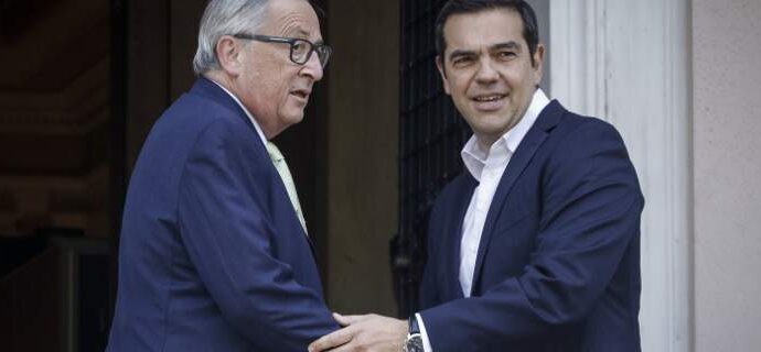 Μέσα και πόρους για την αντιμετώπιση της κατάστασης στην Ελλάδα υπόσχεται ο Γιούνκερ