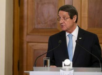 Τη Δευτέρα οι συναντήσεις της απεσταλμένης του ΟΗΕ με Αναστασιάδη-Ακιντζί