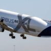 BelugaXL: Παρθενική πτήση για το γιγαντιαίο αεροσκάφος της Airbus -Μια «φάλαινα» στον αέρα [εικόνες & βίντεο]
