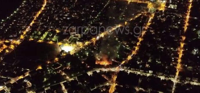 Εικόνες από πεδίο μάχης στα Χανιά -Drone καταγράφει τη φωτιά στο κτίριο του Πολεμικού Μουσείου [βίντεο]