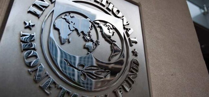 Το χρέος και οι μεταρρυθμίσεις στο επίκεντρο της συνεδρίασης του ΔΝΤ για την Ελλάδα