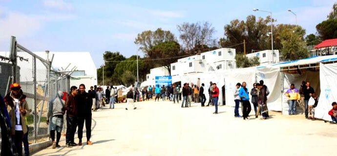 Μυτιλήνη: Επεισόδια μεταξύ προσφύγων στη Μόρια -12 τραυματίες