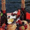 Ελληνίδες έκαναν dolce vita με πλαστά 100ευρα σε Μύκονο και Σαντορίνη -Συνελήφθησαν με 14.000 ευρώ