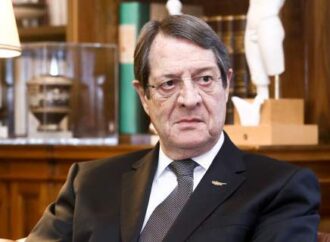Αναστασιάδης σε Ακιντζί: Να λάβετε υπόψιν όλες τις παραμέτρους για την επίλυση του Κυπριακού