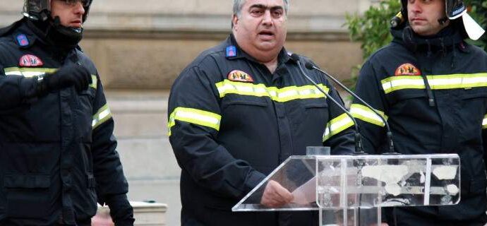 Πρόεδρος πυροσβεστών: Ο Αρχηγός της Πυροσβεστικής και ο κ.Τόσκας πρέπει να ζητούν κάθε πέντε λεπτά συγγνώμη για την τραγωδία