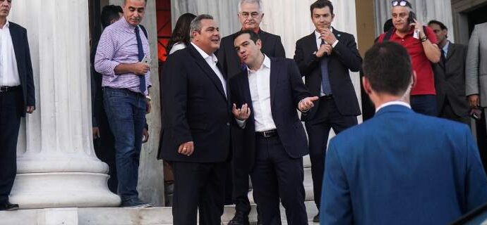 Πριν τη ΔΕΘ ο μίνι ανασχηματισμός -Οι αμετακίνητοι υπουργοί
