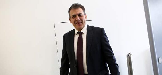 Βρούτσης: Η ΝΔ θα καλωσορίσει το ενδεχόμενο της μη περικοπής συντάξεων