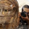 Αίγυπτος: Αρχαιοελληνικής τεχνοτροπίας η επιχρυσωμένη μάσκα μούμιας που βρέθηκε στην πόλη Σακκάρα