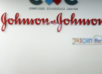 Αποζημίωση ΣΟΚ ύψους 4,7 δισ. καλείται να δώσει η Johnson & Johnson σε 22 γυναίκες