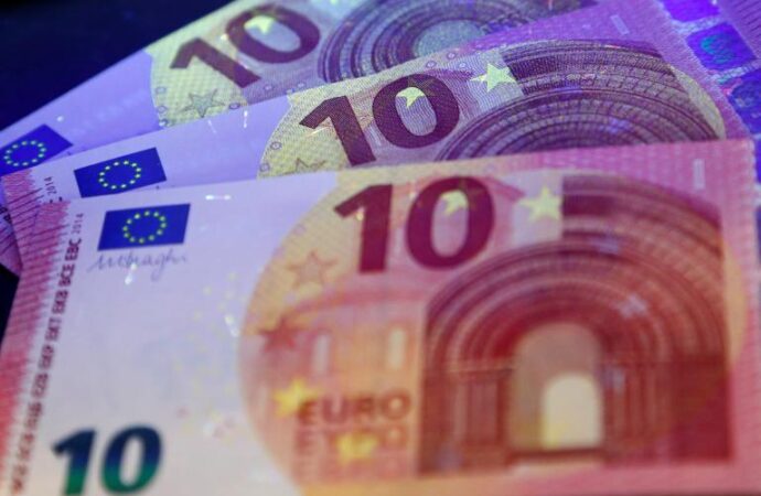 Η φορολογία τρώει την ανάπτυξη – Δεν χτυπήθηκε η φοροδιαφυγή