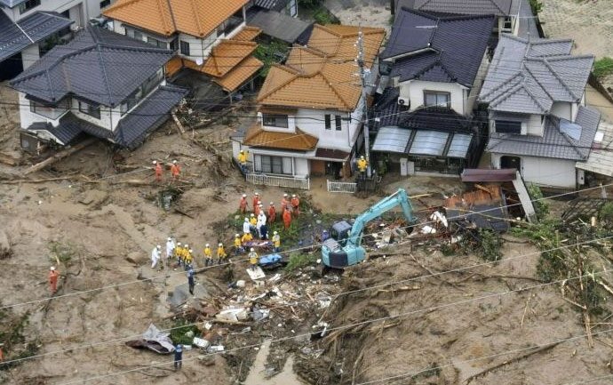 Ιαπωνία: Στους 81 έφθασε ο αριθμός των νεκρών από τις άνευ προηγουμένου βροχοπτώσεις
